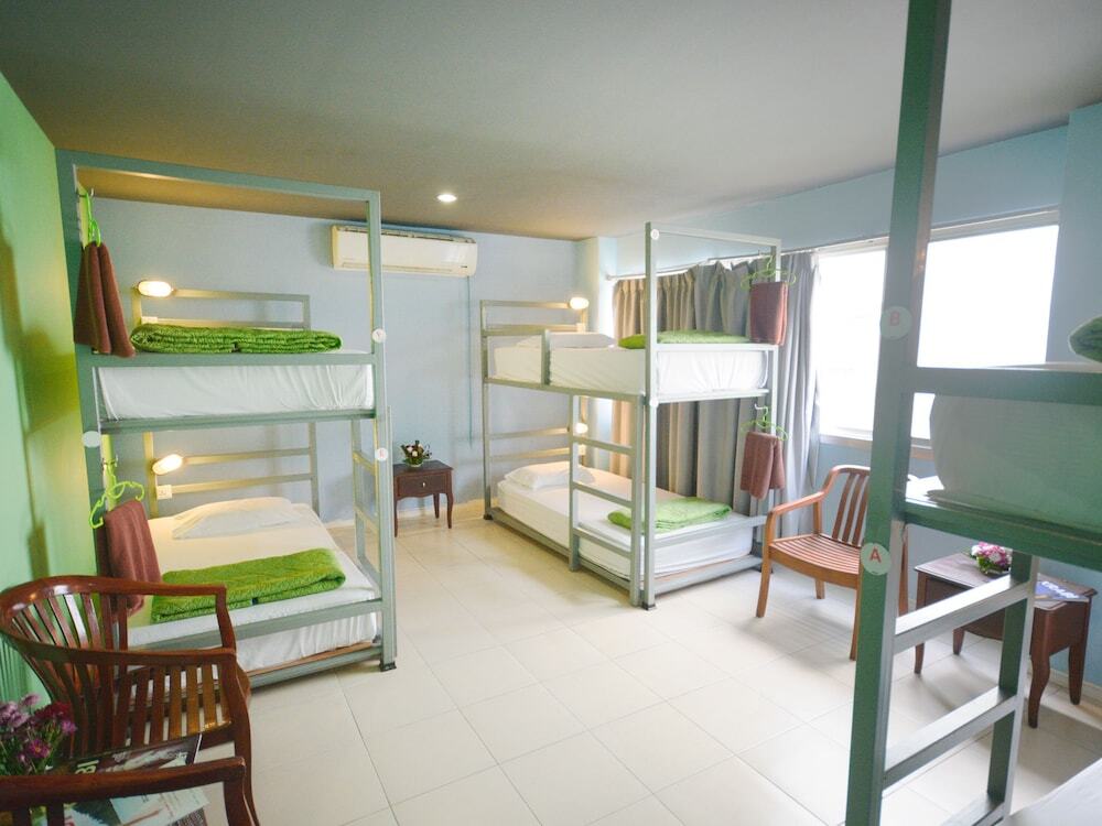 Irest Ao Nang Hostel Exterior photo