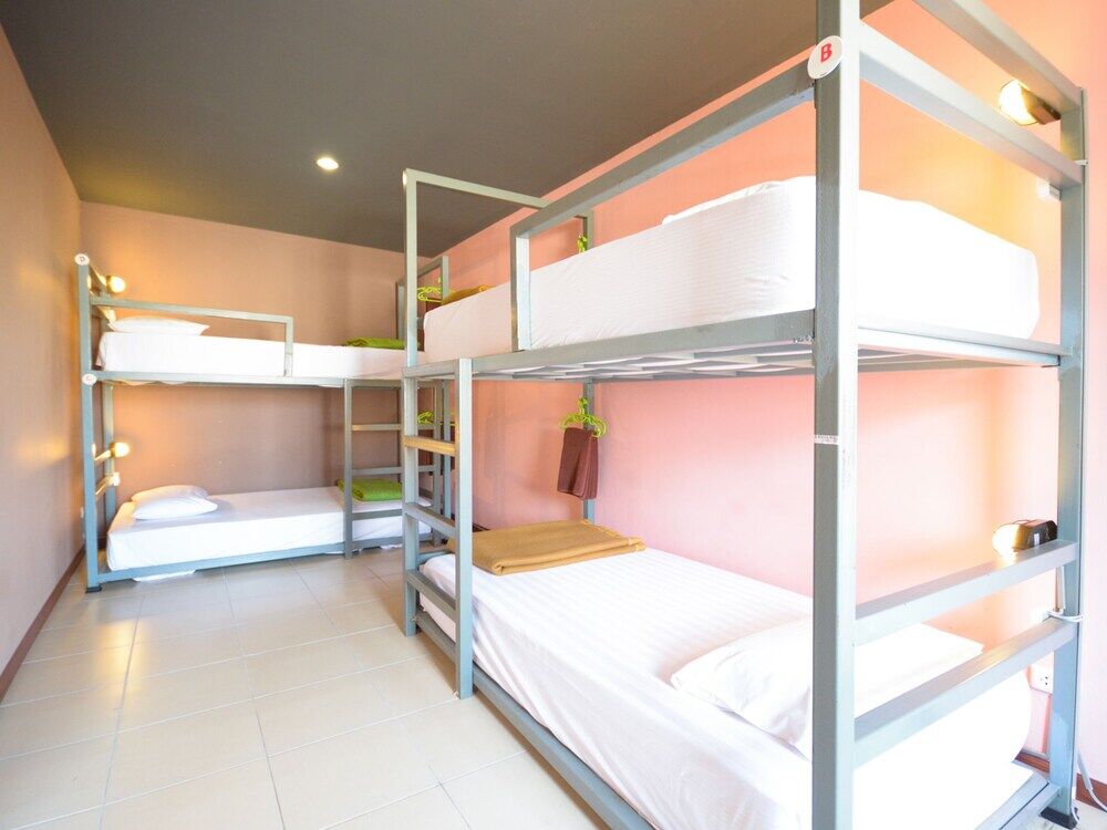 Irest Ao Nang Hostel Exterior photo